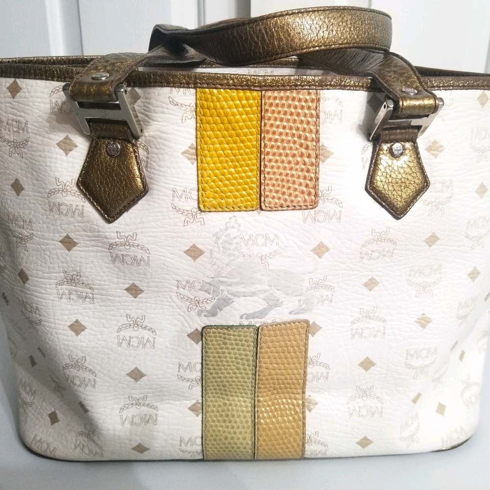 Authentic MCM Visetos princess lion tote bag purse